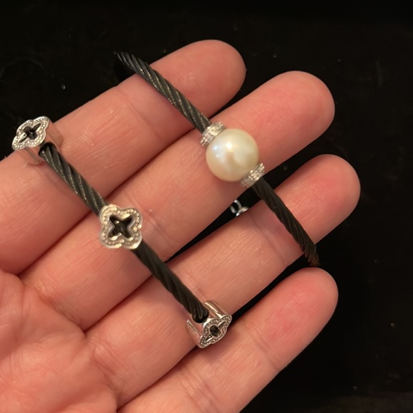 Beautiful cable bracelets 🌟 - Picture 2 of 4